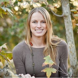 Meet your Posher, Karena